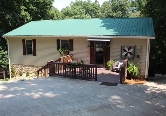 Photo 2 of Single family home for sale at 798 Wheaton Way, Eddyville, KY 42038 | MLS# 26021374 | Listing updated on 2026-08-10