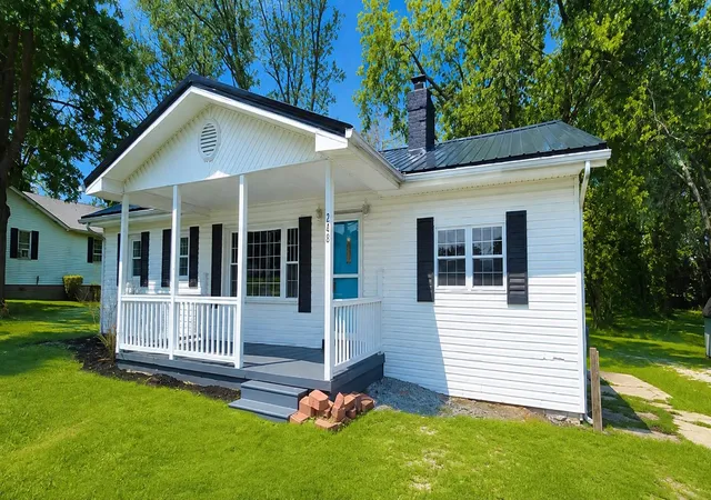 Photo 3 of Single family home for sale at 386 W Highway 635, Science Hill, KY 42553 | MLS# 26020850 | Listing updated on 2026-09-18