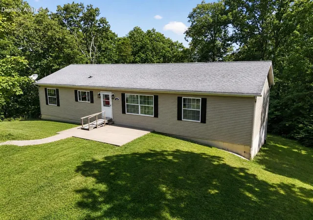 Photo 1 of Sale Pending at 2950 Stringtown Rd, Corinth, KY 41010 | MLS# 26020803 | Listing updated on 2026-08-27