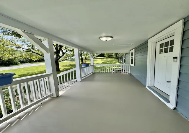 Photo 3 of Single family home for sale at 719 Gose Pike, Danville, KY 40422 | MLS# 26022713 | Listing updated on 2026-09-15