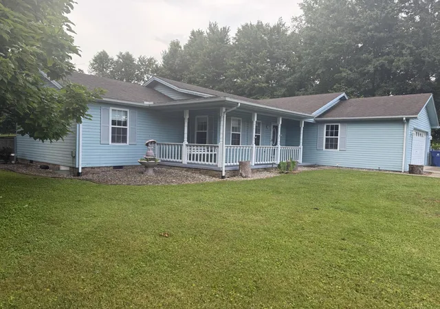 Photo 2 of Single family home for sale at 157 Woods Point Dr, Berea, KY 40403 | MLS# 26021444 | Listing updated on 2026-09-16