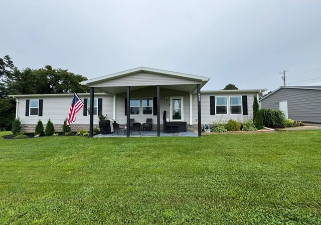 Photo 1 of Single family home for sale at 627 Pleasant View Rd, London, KY 40744 | MLS# 26020922 | Listing updated on 2026-08-28