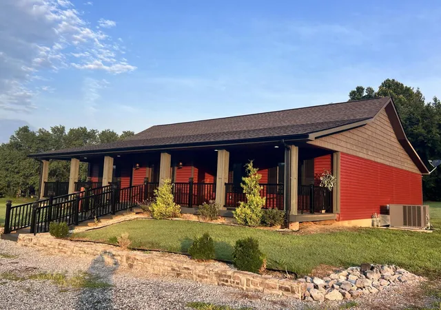 Photo 2 of Single family home for sale at 6973 Us 641, Gilbertsville, KY 42044 | MLS# 26021057 | Listing updated on 2026-08-06