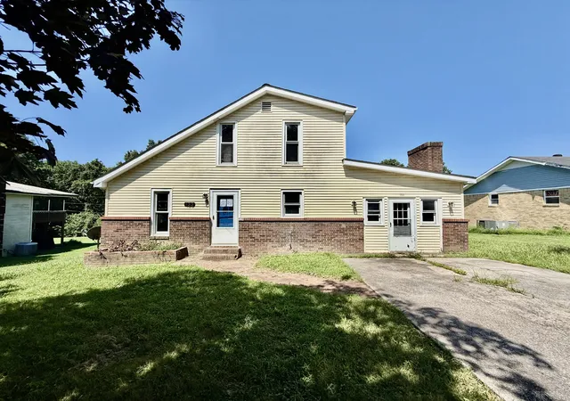 Photo 1 of Single family home for sale at 133 Oak Ln, Cadiz, KY 42211 | MLS# 26022135 | Listing updated on 2026-08-24