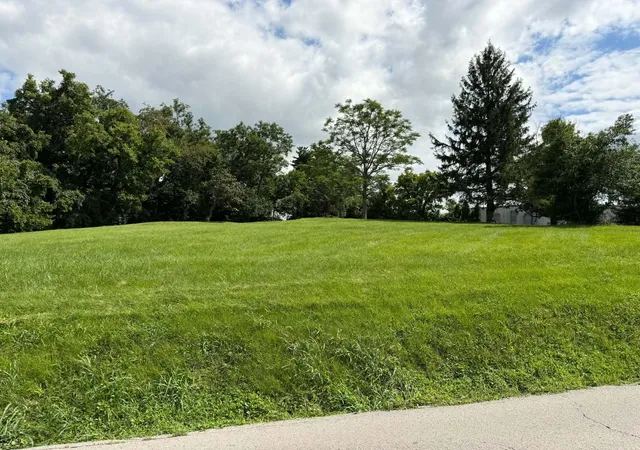 Photo 2 of Land for sale at 818 Barnes Ml Rd, Richmond, KY 40475 | MLS# 26020905 | Listing updated on 2026-08-05