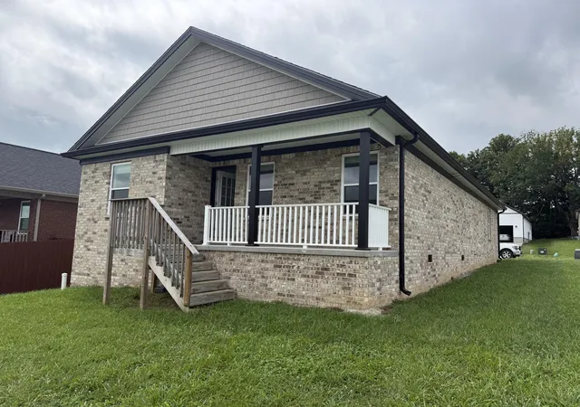 Photo 3 of Single family home for sale at 272 Pinehurst Way, Harrodsburg, KY 40330 | MLS# 26020824 | Listing updated on 2026-08-03