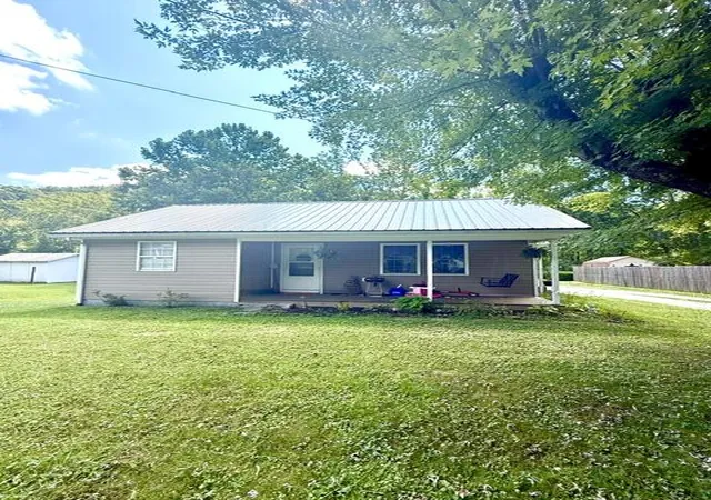 Photo 1 of Single family home for sale at 264 Ky 36, Frenchburg, KY 40322 | MLS# 26021010 | Listing updated on 2026-09-08