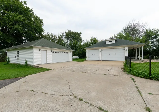 Photo 4 of Single family home for sale at 4110 Lester Harris Rd, Kevil, KY 42053 | MLS# 26020823 | Listing updated on 2026-08-31