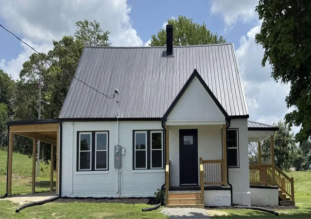 Photo 1 of Single family home for sale at 130 Christine Rd, Columbia, KY 42728 | MLS# 26020928 | Listing updated on 2026-08-17