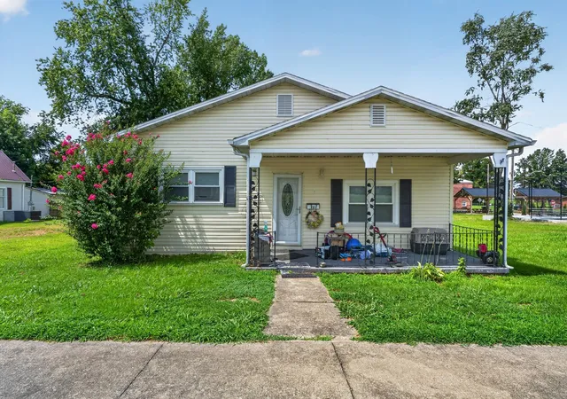 Photo 1 of Single family home for sale at 107 Westside, Earlington, KY 42410 | MLS# 26020848 | Listing updated on 2026-09-12