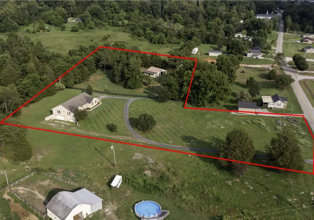 Photo 2 of Single family home for sale at 4394 Rush Branch Rd, Somerset, KY 42501 | MLS# 26020849 | Listing updated on 2026-08-13
