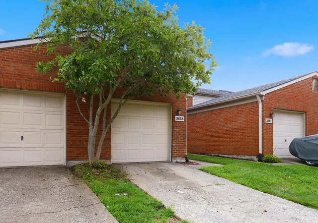 Photo 3 of Townhouse for sale at 3633 Squires Woods Way, Lexington, KY 40515 | MLS# 26020945 | Listing updated on 2026-08-22