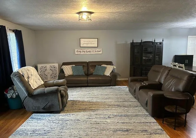 Photo 2 of Single family home for sale at 39 Dustin Ln, Eubank, KY 42567 | MLS# 26020865 | Listing updated on 2026-08-26