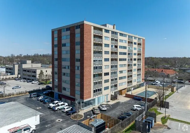 Photo 2 of Condo for sale at 2121 Nicholasville Rd #503, Lexington, KY 40503 | MLS# 26020869 | Listing updated on 2026-08-04