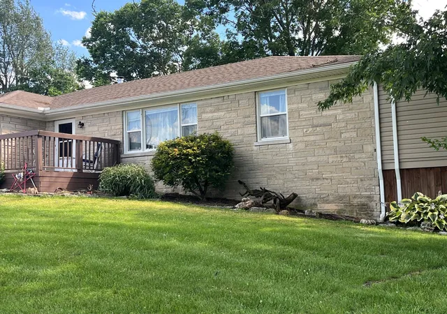Photo 3 of Single family home for sale at 416 Glenwood Dr, Georgetown, KY 40324 | MLS# 26020875 | Listing updated on 2026-09-09