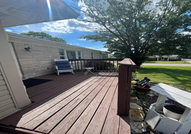 Photo 3 of Single family home for sale at 416 Glenwood Dr, Georgetown, KY 40324 | MLS# 26020875 | Listing updated on 2026-09-09