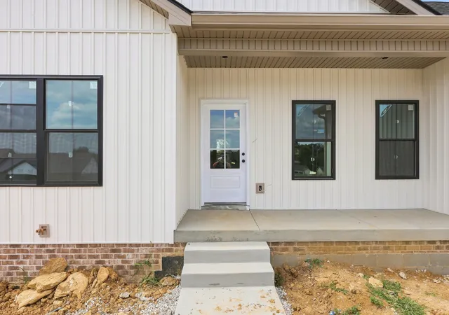 Photo 2 of Single family home for sale at 1212 Mac St, Lawrenceburg, KY 40342 | MLS# 26021372 | Listing updated on 2026-08-21
