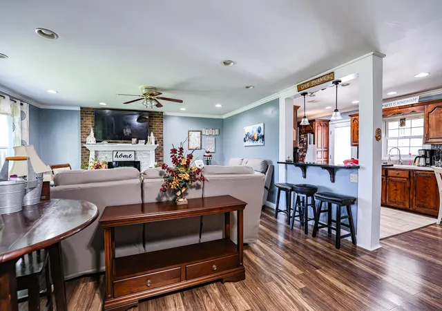 Photo 4 of Single family home for sale at 2350 Rule Shack Rd, Mayfield, KY 42066 | MLS# 26021105 | Listing updated on 2026-08-23