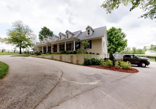 Photo 3 of Single family home for sale at 2830 Old Lemons Ml Rd, Lexington, KY 40511 | MLS# 26020901 | Listing updated on 2026-08-04