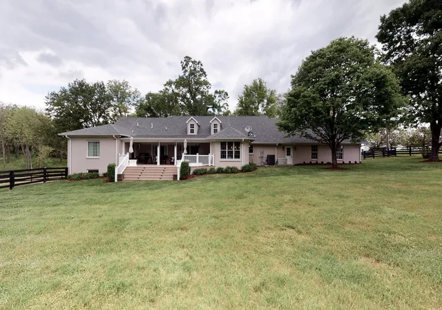 Photo 3 of Single family home for sale at 2830 Old Lemons Ml Rd, Lexington, KY 40511 | MLS# 26020901 | Listing updated on 2026-08-04