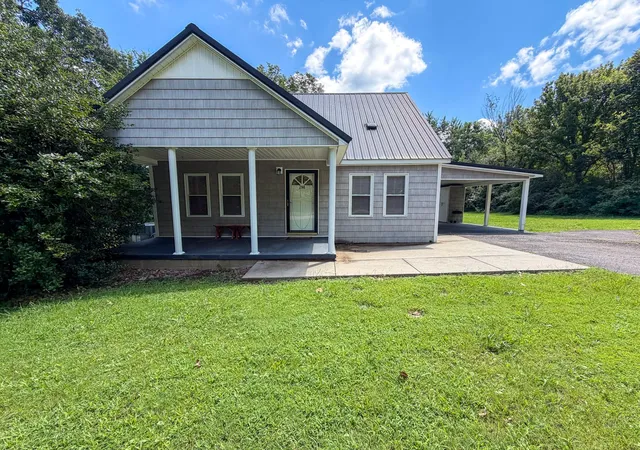 Photo 2 of Single family home for sale at 298 Van Cleave Rd, Murray, KY 42071 | MLS# 26021227 | Listing updated on 2026-09-12