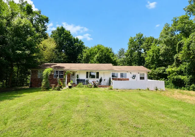 Photo 1 of Sale Pending at 799 Nelson Trl, Dexter, KY 42036 | MLS# 26021130 | Listing updated on 2026-09-18