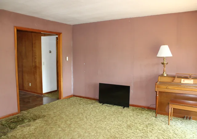 Photo 3 of Single family home for sale at 11263 State Route 93 S, Eddyville, KY 42038 | MLS# 26021987 | Listing updated on 2026-10-08