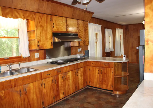 Photo 3 of Single family home for sale at 11263 State Route 93 S, Eddyville, KY 42038 | MLS# 26021987 | Listing updated on 2026-10-08
