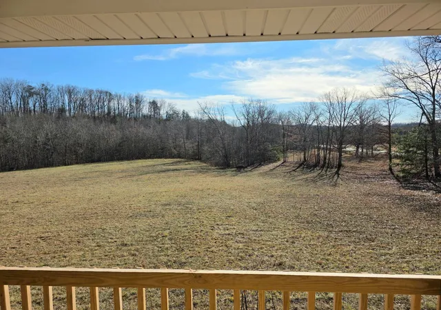 Photo 2 of Single family home for sale at 76 Emily Ln, London, KY 40741 | MLS# 26020966 | Listing updated on 2026-08-23