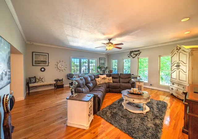 Photo 3 of Single family home for sale at 31 2nd Street, Kuttawa, KY 42055 | MLS# 26021236 | Listing updated on 2026-09-16