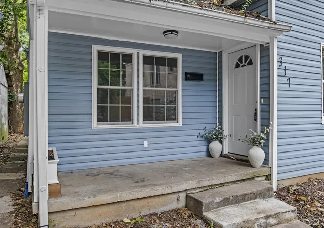 Photo 3 of Sale Pending at 317 Ross Ave, Lexington, KY 40508 | MLS# 26020992 | Listing updated on 2026-09-14