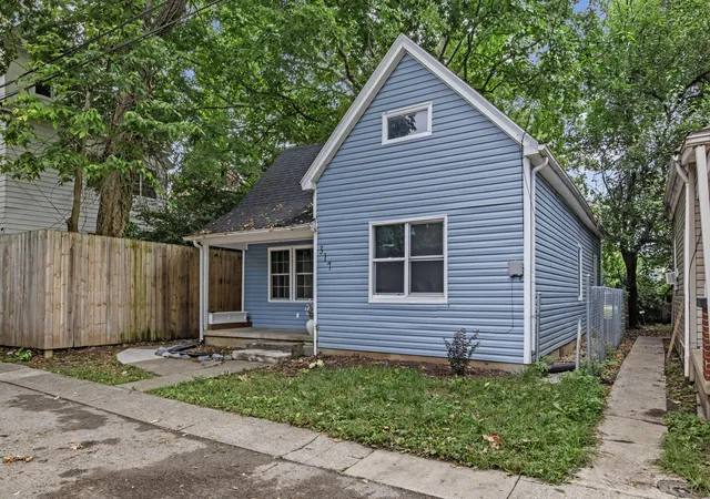 Photo 4 of Sale Pending at 317 Ross Ave, Lexington, KY 40508 | MLS# 26020992 | Listing updated on 2026-09-14