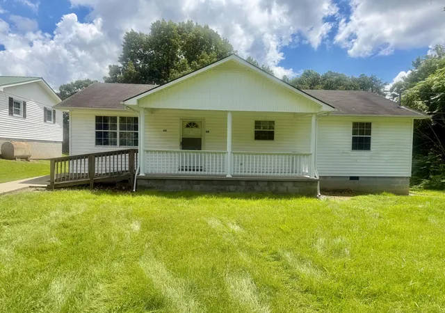 Photo 2 of Single family home for sale at 215 Worley Hl Top Rd, Stearns, KY 42647 | MLS# 26021065 | Listing updated on 2026-08-11