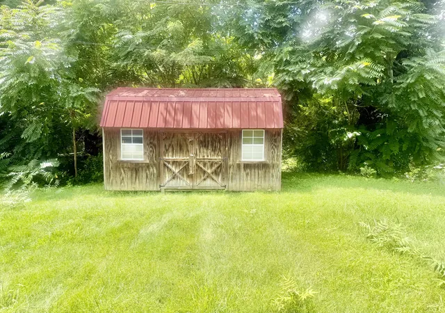 Photo 3 of Single family home for sale at 215 Worley Hl Top Rd, Stearns, KY 42647 | MLS# 26021065 | Listing updated on 2026-08-11