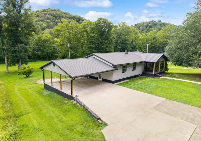 Photo 4 of Sale Pending at 19558 Kentucky 784, Garrison, KY 41141 | MLS# 26021033 | Listing updated on 2026-09-09