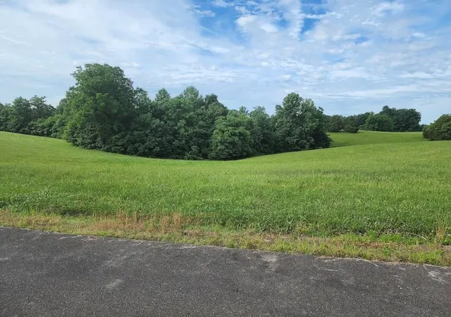 Photo 2 of Land for sale at Lots 18 & 19 Acadia Dr, Russell Springs, KY 42642 | MLS# 26020999 | Listing updated on 2026-08-11