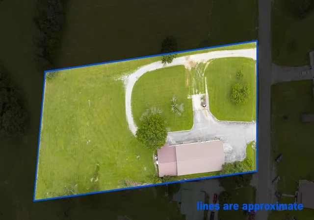 Photo 2 of Sale Pending at 52 Greenside Dr, Monticello, KY 42633 | MLS# 26021147 | Listing updated on 2026-08-20