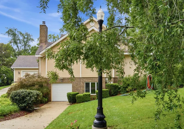 Photo 3 of Sale Pending at 201 Ava Dr, Richmond, KY 40475 | MLS# 26021071 | Listing updated on 2026-09-14