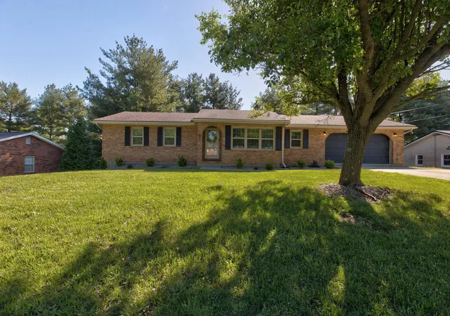 Photo 4 of Single family home for sale at 609 Virginia Ave, Mount Sterling, KY 40353 | MLS# 26021027 | Listing updated on 2026-08-05
