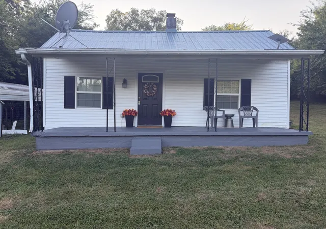 Photo 1 of Single family home for sale at 180 Russell Branch Rd, Harrodsburg, KY 40330 | MLS# 26021194 | Listing updated on 2026-09-12