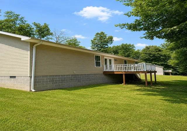 Photo 2 of Sale Pending at 364 Autumn Dr, Russell Springs, KY 42642 | MLS# 26021630 | Listing updated on 2026-08-31