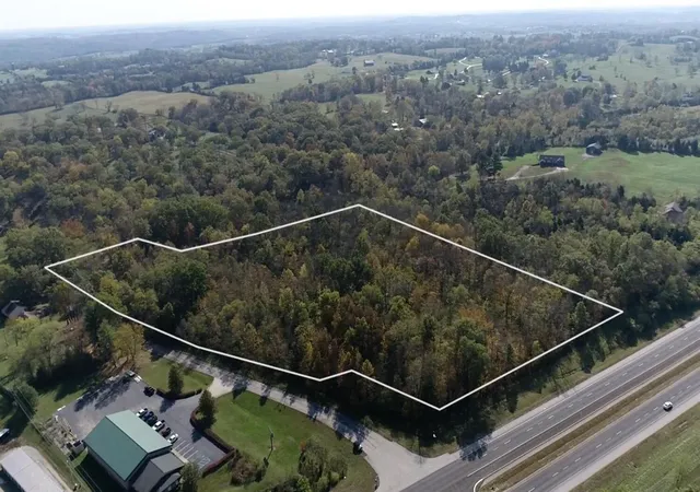 Land for sale at 2727 Lawrenceburg Rd, Frankfort, KY 40601 | MLS# 26021055