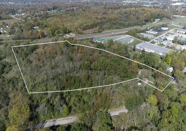 Photo 2 of Land for sale at 2727 Lawrenceburg Rd, Frankfort, KY 40601 | MLS# 26021055 | Listing updated on 2026-08-05