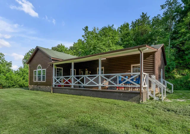 Photo 3 of Single family home for sale at 690 Finnell Pike, Georgetown, KY 40324 | MLS# 26021110 | Listing updated on 2026-10-13