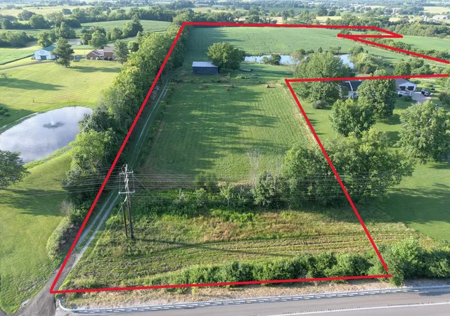 Photo 3 of Land for sale at 8061 Perryville Rd, Danville, KY 40422 | MLS# 26021128 | Listing updated on 2026-09-24
