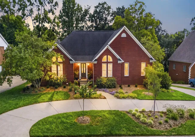Photo 2 of Sale Pending at 110 Bogie Lee Ave, Frankfort, KY 40601 | MLS# 26021410 | Listing updated on 2026-08-11