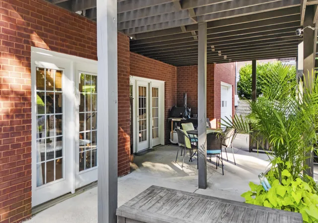 Photo 4 of Sale Pending at 110 Bogie Lee Ave, Frankfort, KY 40601 | MLS# 26021410 | Listing updated on 2026-08-11