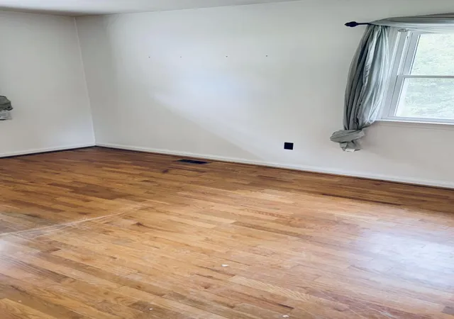 Photo 3 of Single family home for sale at 116 Buffalo Trl, Frankfort, KY 40601 | MLS# 26021106 | Listing updated on 2026-09-14