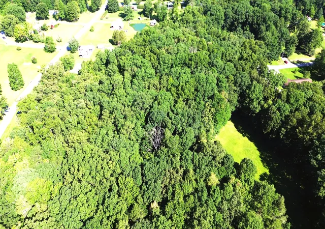 Photo 2 of Sale Pending at 999 Hightop Rd, Corbin, KY 40701 | MLS# 26021601 | Listing updated on 2026-08-12
