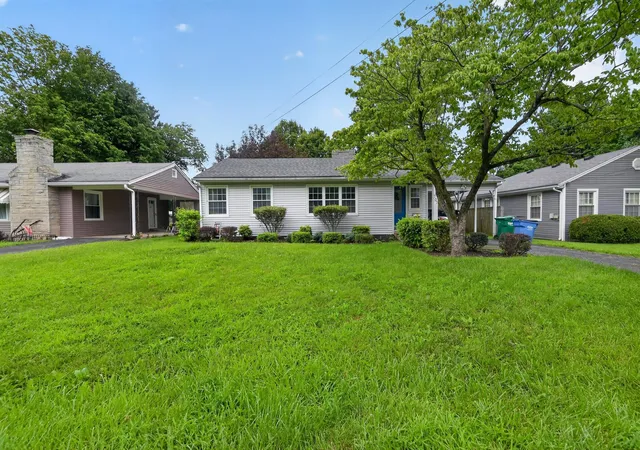 Photo 1 of Single family home for sale at 707 Hillcrest Dr, Danville, KY 40422 | MLS# 26021391 | Listing updated on 2026-08-07